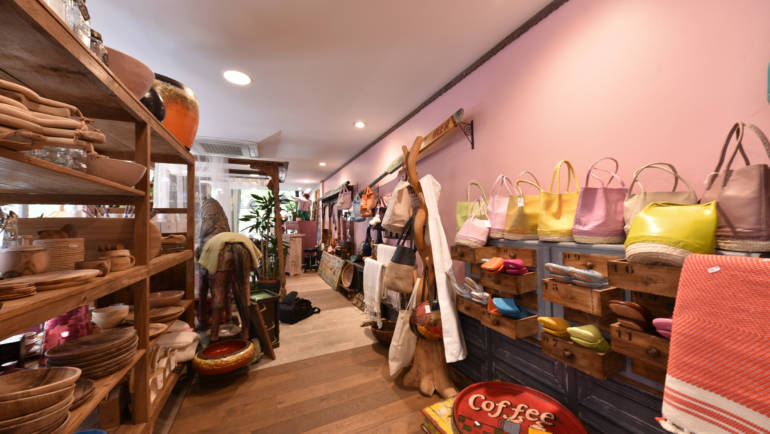 c-line-b-boutique_monde.jpg